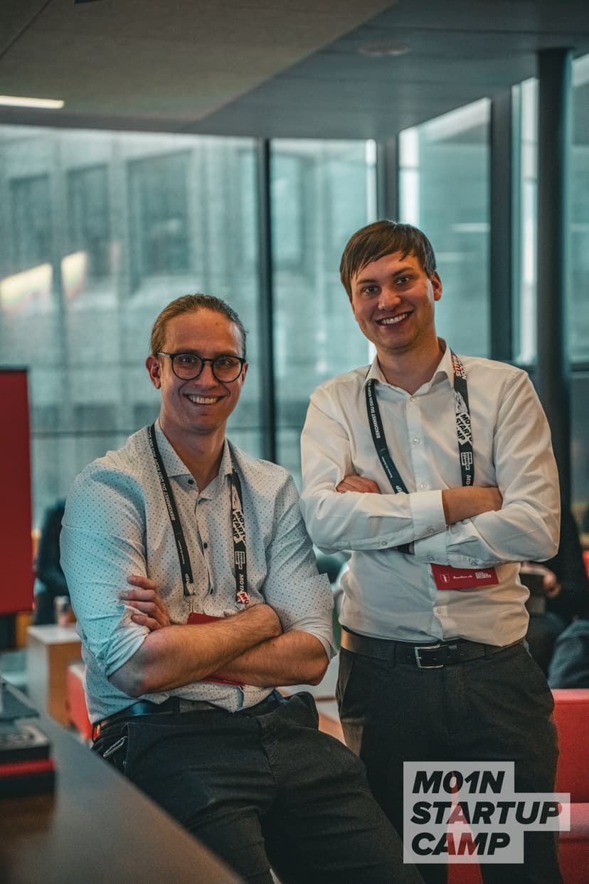 Linus Albrecht and Michael Bertel at the Mo1n Startup Camp 2025